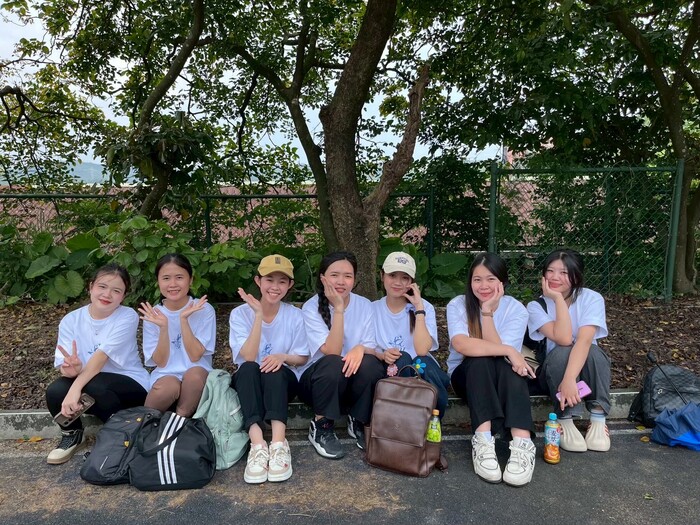 高福系學生合照